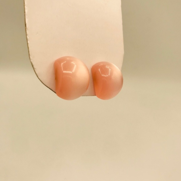 Vintage Pink Cats Eye Earrings - Picture 4 of 7